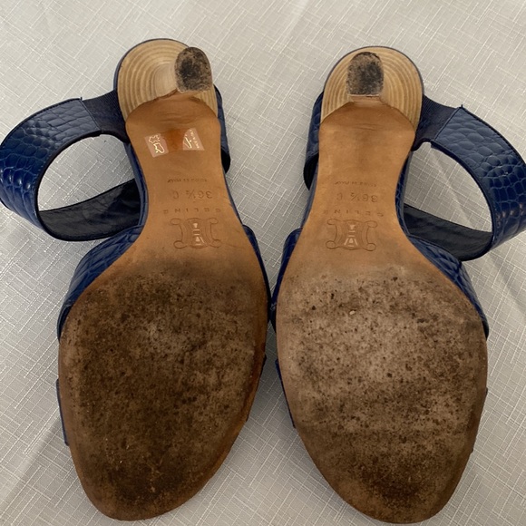 Vintage Celine navy embossed leather with wooden high heels, silver emblem logo - Picture 4 of 4